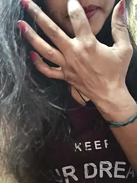 Snapshot of anjali2351 chatting on 04/08/26, 06:26 anjali2351 online show from 04/08/26, 06:26