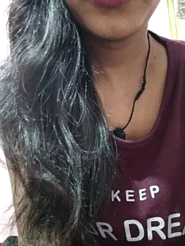 Snapshot of anjali2351 chatting on 03/25/26, 03:55 anjali2351 online show from 03/25/26, 03:55