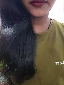 Snapshot of anjali2351 chatting on 04/15/26, 02:17 anjali2351 online show from 04/15/26, 02:17