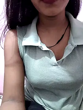 anjali2351 online show from 04/25/26, 01:41
