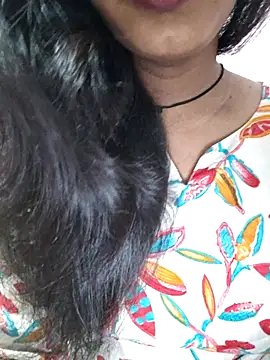 Snapshot of anjali2351 chatting on 03/27/26, 01:03 anjali2351 online show from 03/27/26, 01:03