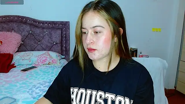 Hanssel tess online show from 11/27/25, 08:09