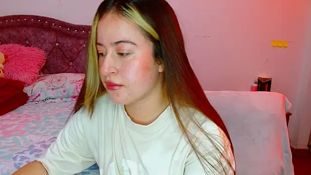 Hanssel tess online show from 11/18/25, 06:33