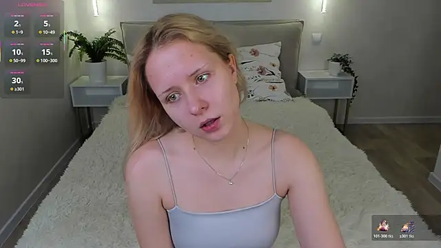 Mol l y online show from 11/29/25, 02:28