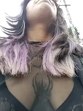 Abby 2-1 online show from 12/05/25, 09:12