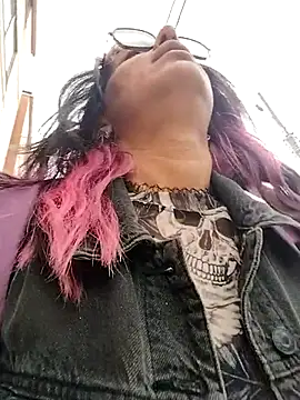 Abby 2-1 online show from 10/27/25, 07:15