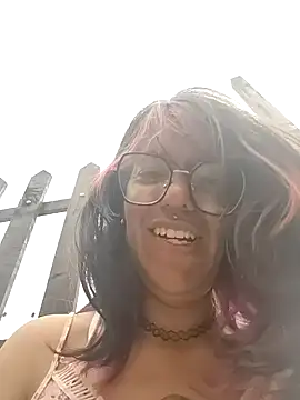 Abby 2-1 online show from 10/23/25, 07:56