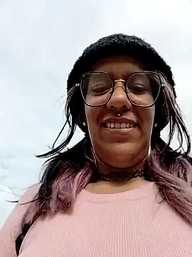 Abby 2-1 online show from 11/05/25, 08:12