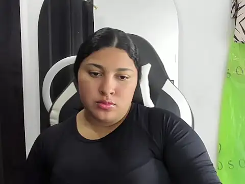 Baby Latin online show from 11/25/25, 04:13