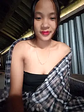 LeyLya online show from 11/18/25, 01:54