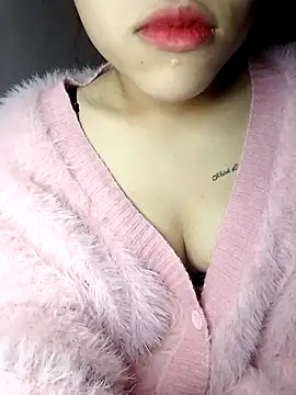 Lyly69699 online show from 11/17/25, 04:16