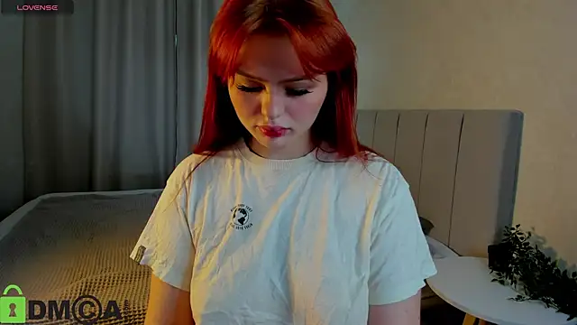 Barbara Mitchel online show from 10/20/25, 01:51