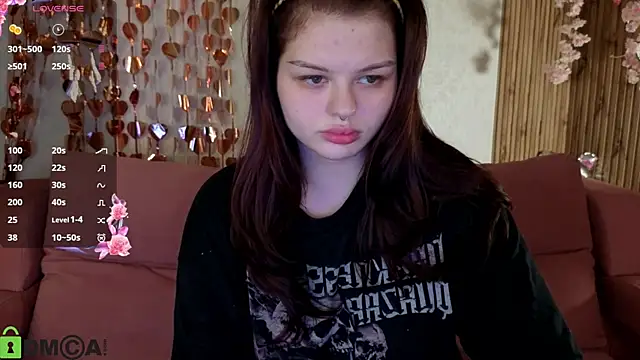 Snapshot of Barbara_Mitchel chatting on 02/15/26, 01:06 Barbara Mitchel online show from 02/15/26, 01:06