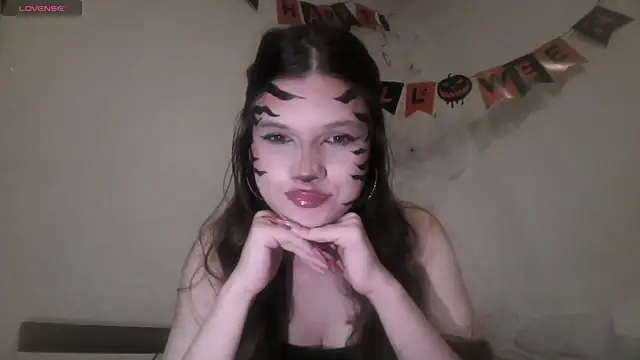 AlmetaBradicich online show from 10/31/25, 05:15