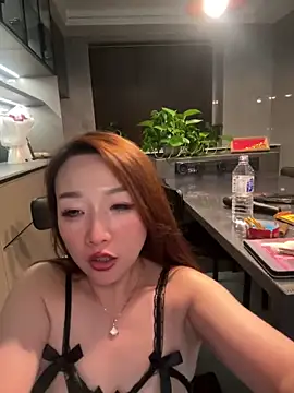 Snapshot of ssaimi chatting on 06/11/26, 03:42 ssaimi online show from 06/11/26, 03:42