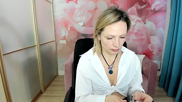 AlinaMoor online show from 03/21/26, 06:58