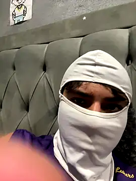 lain213 online show from 11/12/25, 06:17