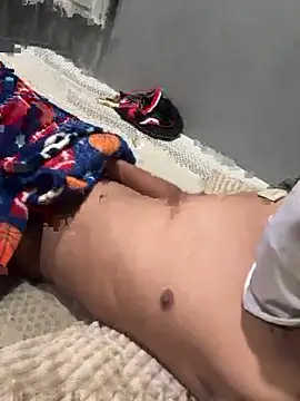 lain213 online show from 11/04/25, 05:33