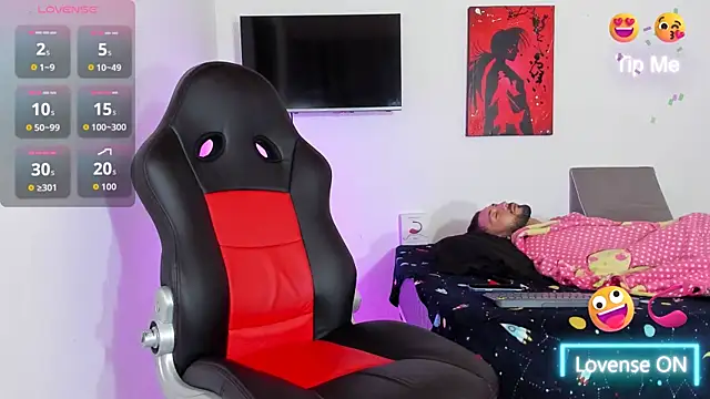 Snapshot of kenny-race chatting on 12/14/25, 09:26 kenny-race online show from 12/14/25, 09:26