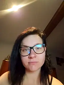 Snapshot of Lenalove02 chatting on 10/30/25, 09:18 Lenalove02 online show from 10/30/25, 09:18