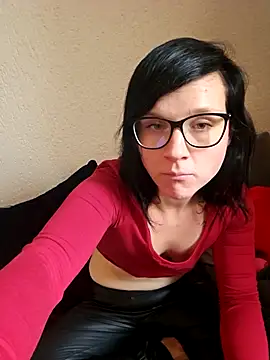 Snapshot of Lenalove02 chatting on 10/12/25, 02:51 Lenalove02 online show from 10/12/25, 02:51