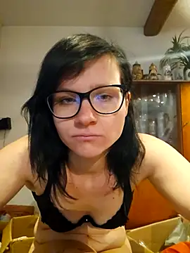 Snapshot of Lenalove02 chatting on 10/17/25, 07:44 Lenalove02 online show from 10/17/25, 07:44