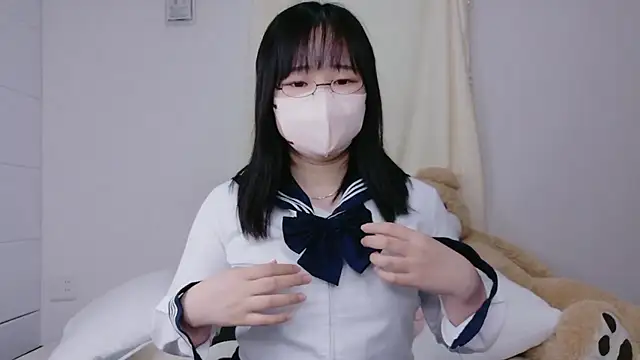 Snapshot of Nagi_25 chatting on 10/19/25, 06:38 Nagi 25 online show from 10/19/25, 06:38
