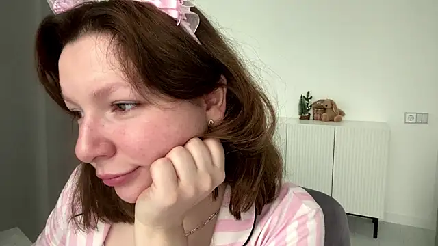 TamekiaSamii online show from 11/15/25, 07:12