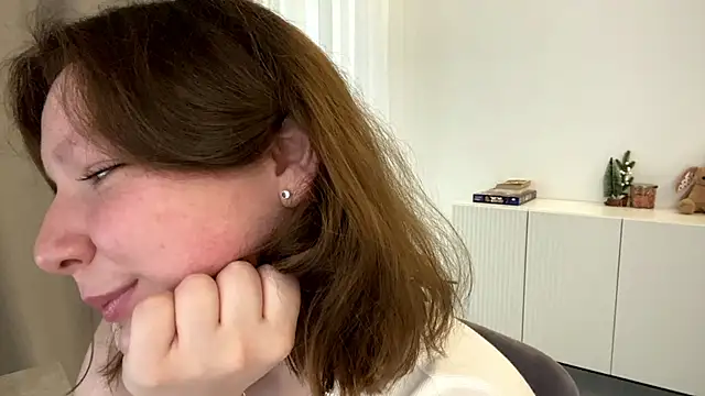 TamekiaSamii online show from 11/17/25, 07:12