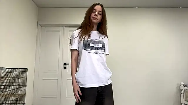 EhtelBiondi online show from 10/24/25, 08:35