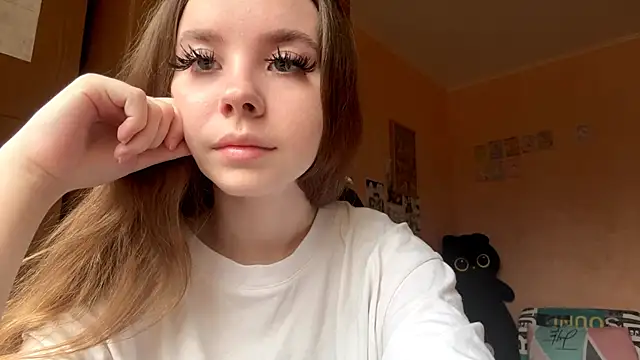 EhtelBiondi online show from 11/25/25, 08:14