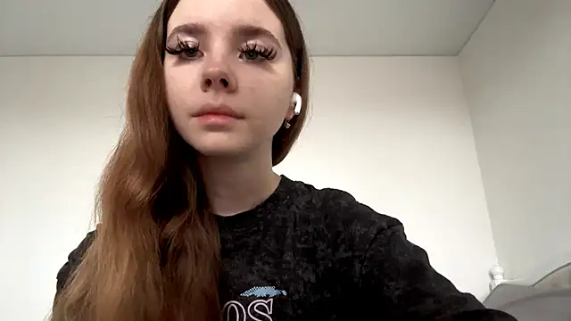 EhtelBiondi online show from 11/30/25, 08:15