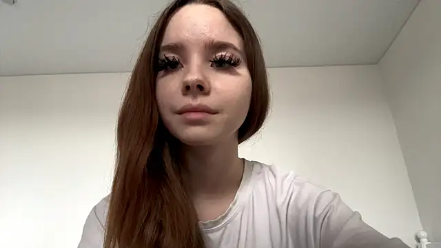 EhtelBiondi online show from 11/23/25, 08:24