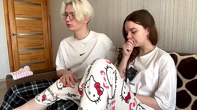 EhtelBiondi online show from 03/28/26, 08:15