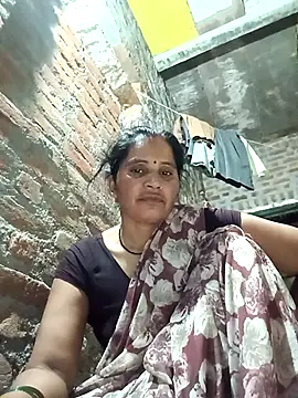 Snapshot of Nm_sanjna chatting on 06/11/26, 11:02 Nm sanjna online show from 06/11/26, 11:02