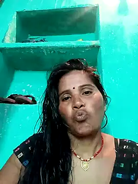 Snapshot of Nm_sanjna chatting on 10/10/25, 03:29 Nm sanjna online show from 10/10/25, 03:29