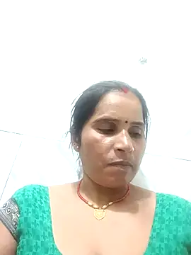 Snapshot of Nm_sanjna chatting on 10/18/25, 03:58 Nm sanjna online show from 10/18/25, 03:58