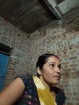 Snapshot of Nm_sanjna chatting on 07/08/26, 04:18 Nm sanjna online show from 07/08/26, 04:18