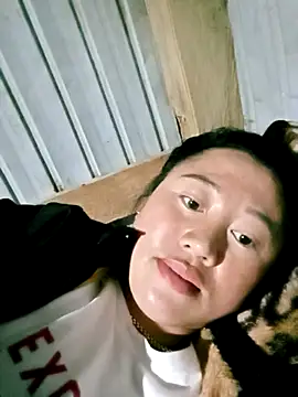 Ducky27021991 online show from 11/25/25, 01:33