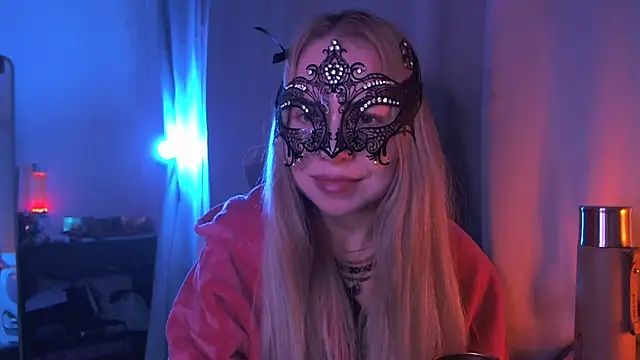 Snapshot of Soviraia chatting on 02/21/26, 05:26 Soviraia online show from 02/21/26, 05:26