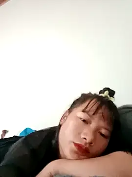 TrangNemo online show from 10/19/25, 08:55