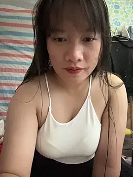 TrangNemo online show from 11/16/25, 01:10