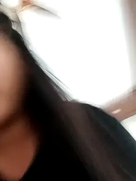 TrangNemo online show from 10/11/25, 12:55