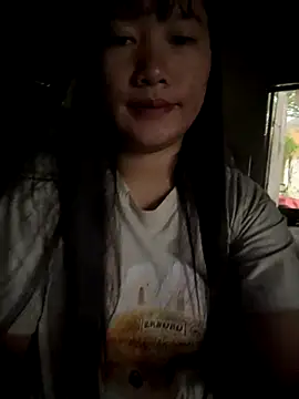 TrangNemo online show from 10/24/25, 12:20