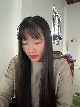 TrangNemo online show from 11/27/25, 01:17