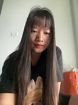 TrangNemo online show from 10/24/25, 11:48