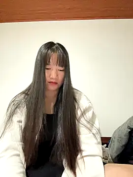 TrangNemo online show from 11/03/25, 12:49