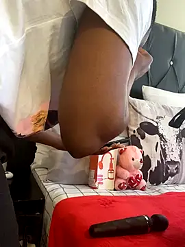 BlackPearlsa online show from 11/30/25, 11:00