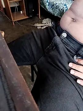 TanjiroCamadoo online show from 10/19/25, 04:37