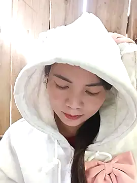 kun-love online show from 11/29/25, 05:29